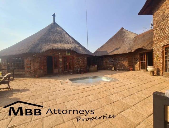 7 Bedroom Property for Sale in Viljoenskroon Free State